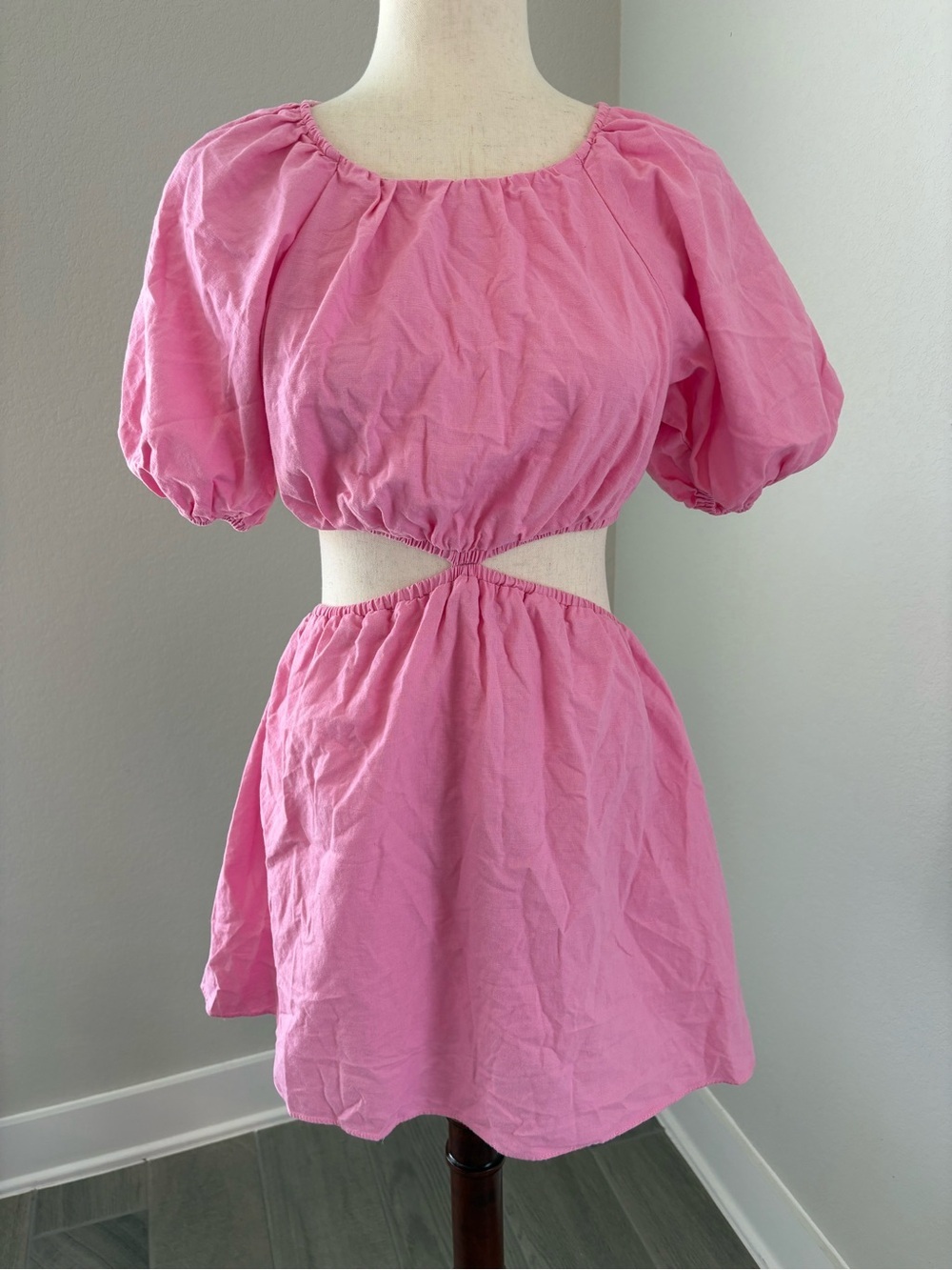 Boutique Pink Linen Blend Dress Cut Out Open Back Tie Mini Puff Sleeve Size 2